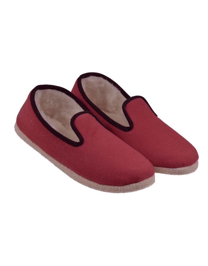 Pantoufles laine rouge