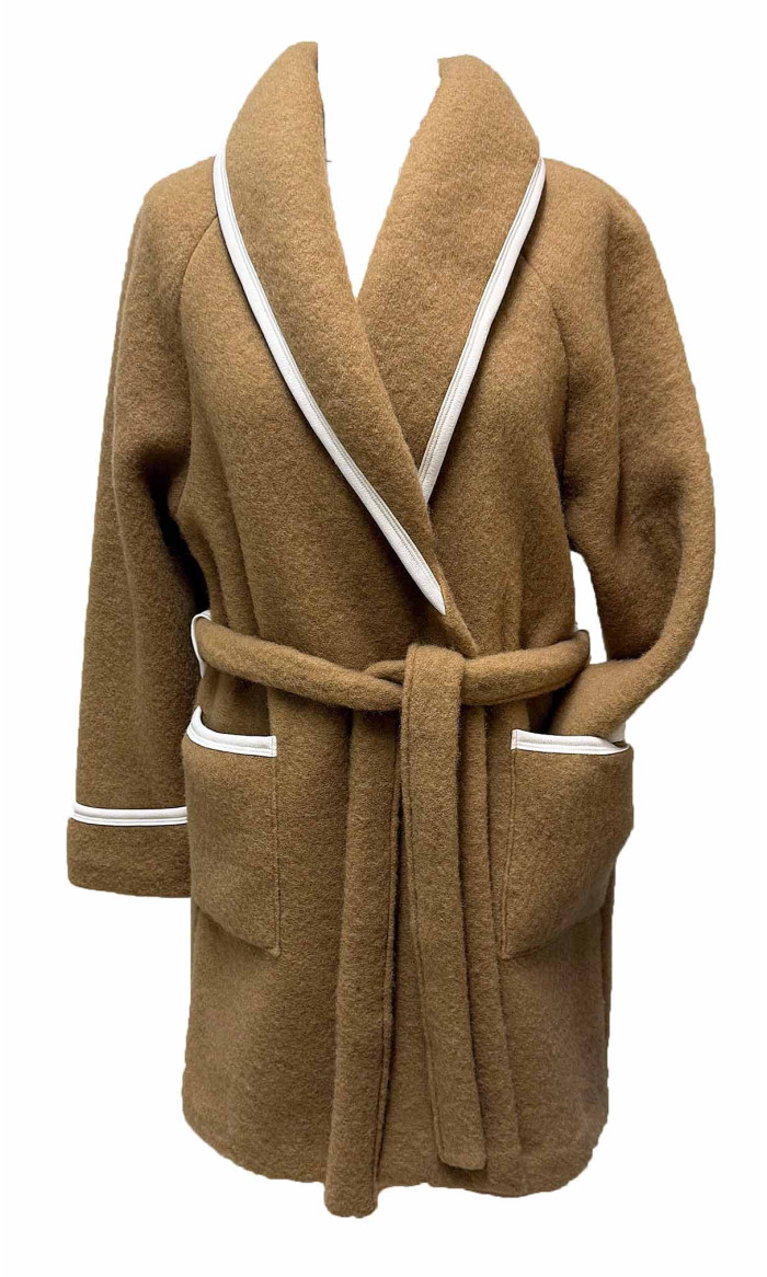 veston d'intérieur femme laine camel en stock