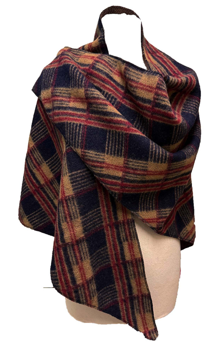 chale laine des Pyrénées ecossais camel